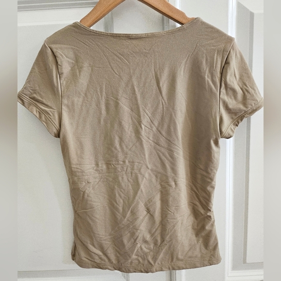 V Neck Seamed Shirt Size Small - Picture 3 of 3